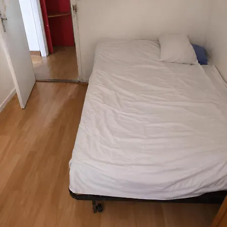 Quarto em Acomodações Particulares Private Pre-saint-gervais Le Pré-Saint-Gervais